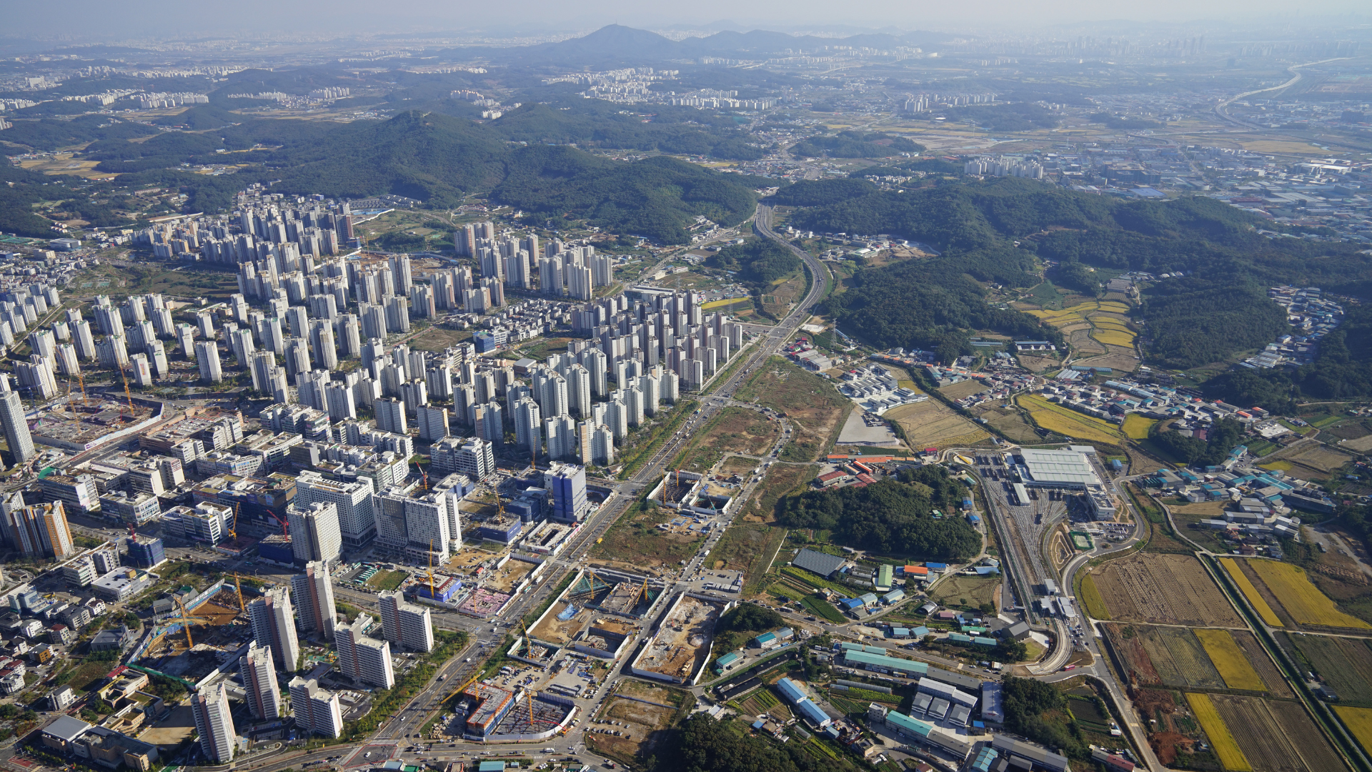 서울 전세난·집값에 탈서울 행렬…3년간 85만 명이 경기로