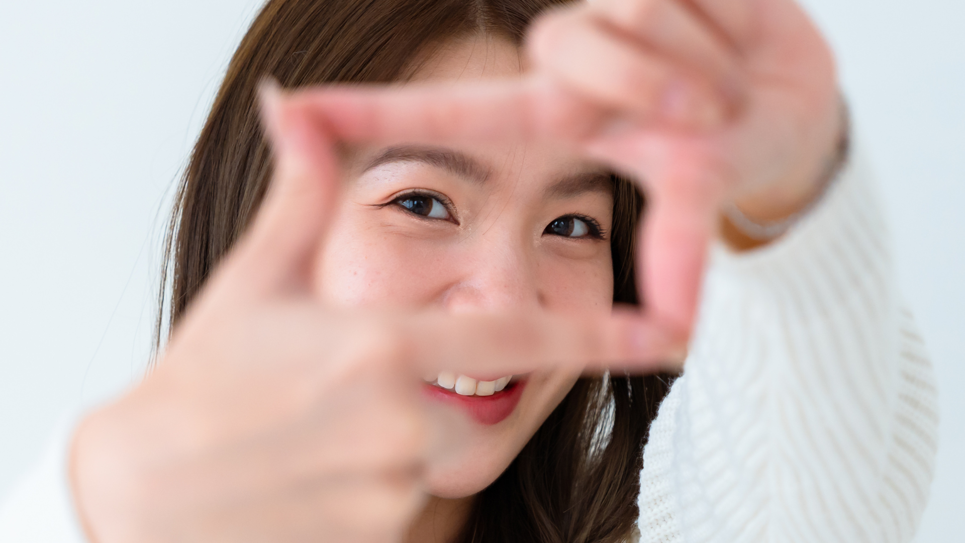 "각막 안 깎고"…전기 자극으로 시력 교정하는 기술 등장